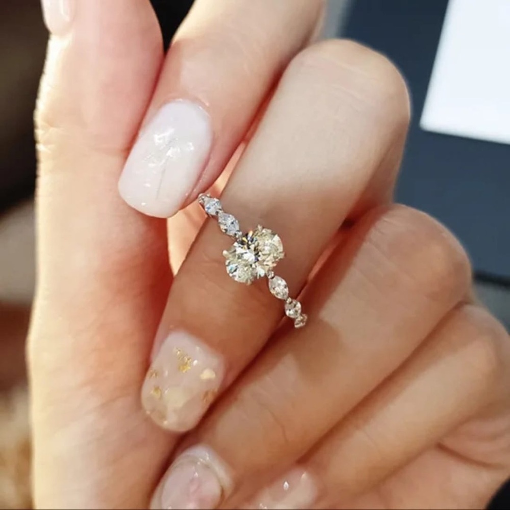 Fashion Crystal Finger Rings, Women size 6 and 7